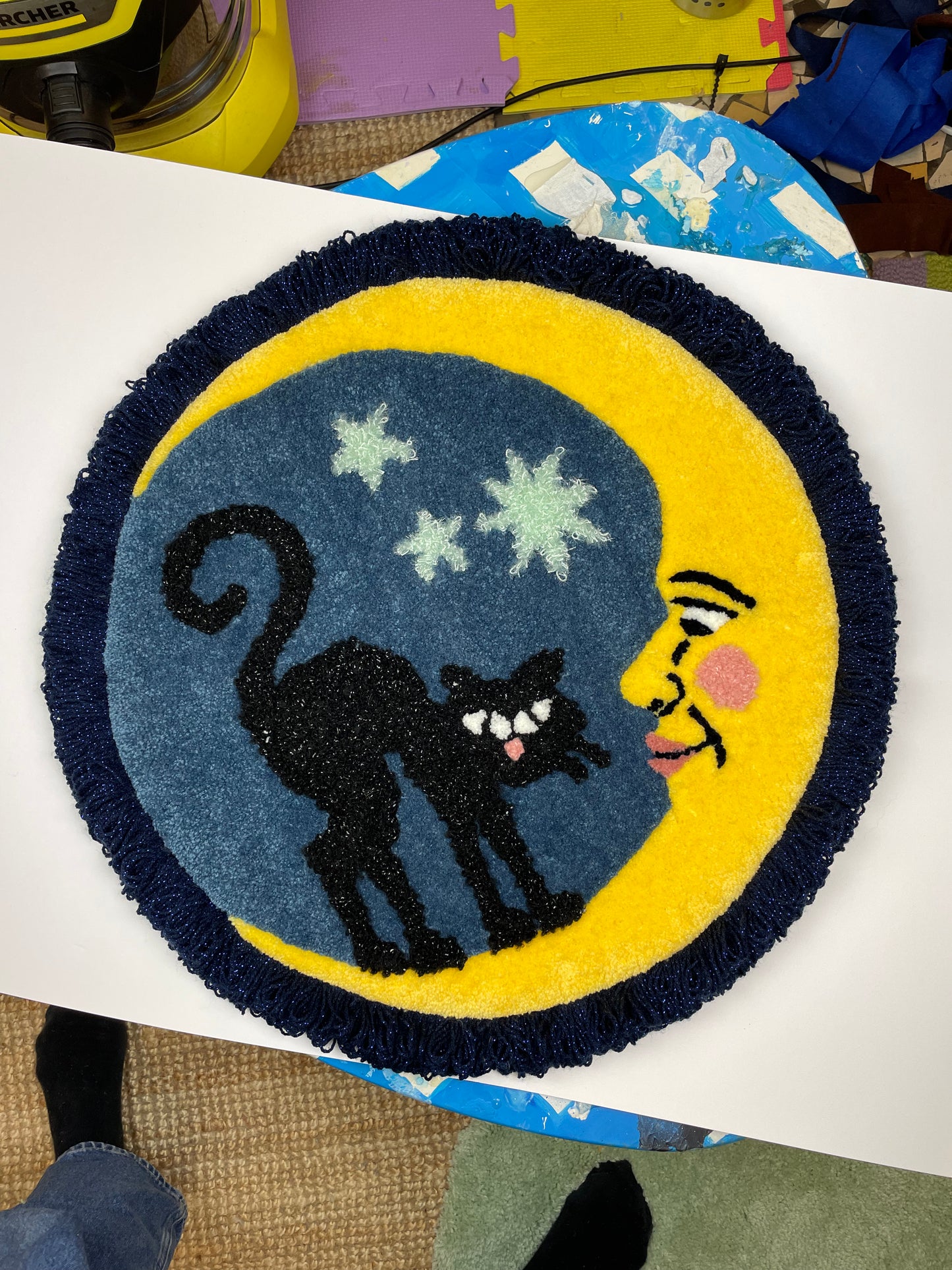 Le chat et la lune