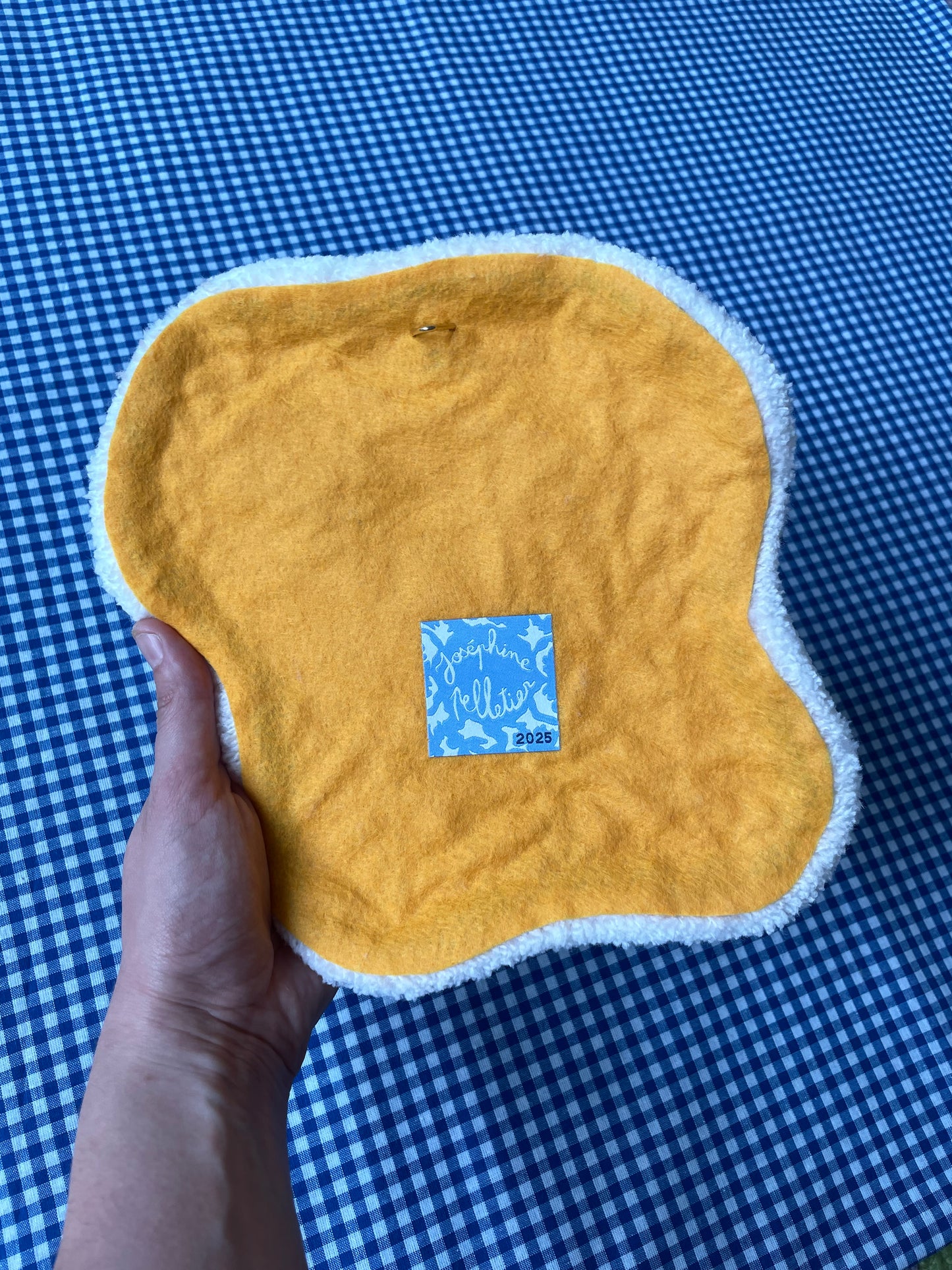 Œuf au plat tufté • moyen (à suspendre ou poser)