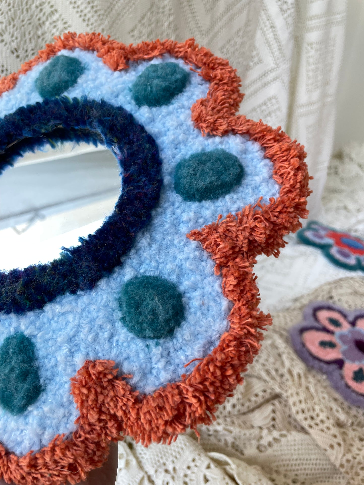 Petite fleur miroir 3D psychédélique (tapisserie murale)