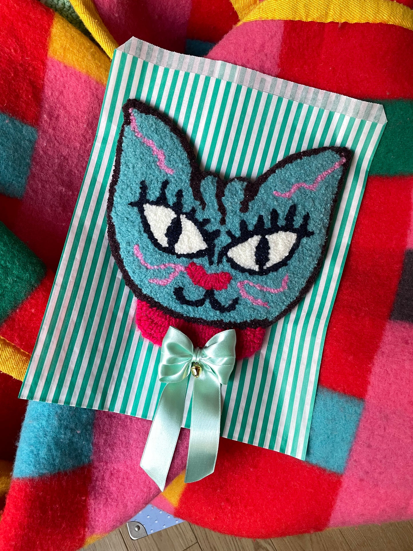 Lili - portrait de chat (tapisserie murale)