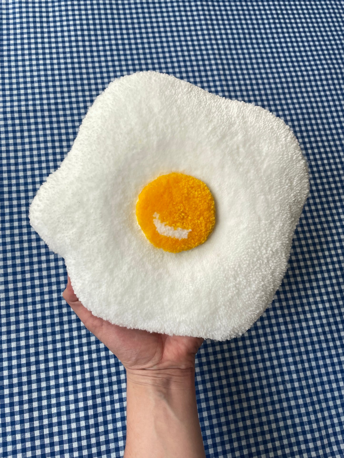 Œuf au plat tufté • moyen (à suspendre ou poser)