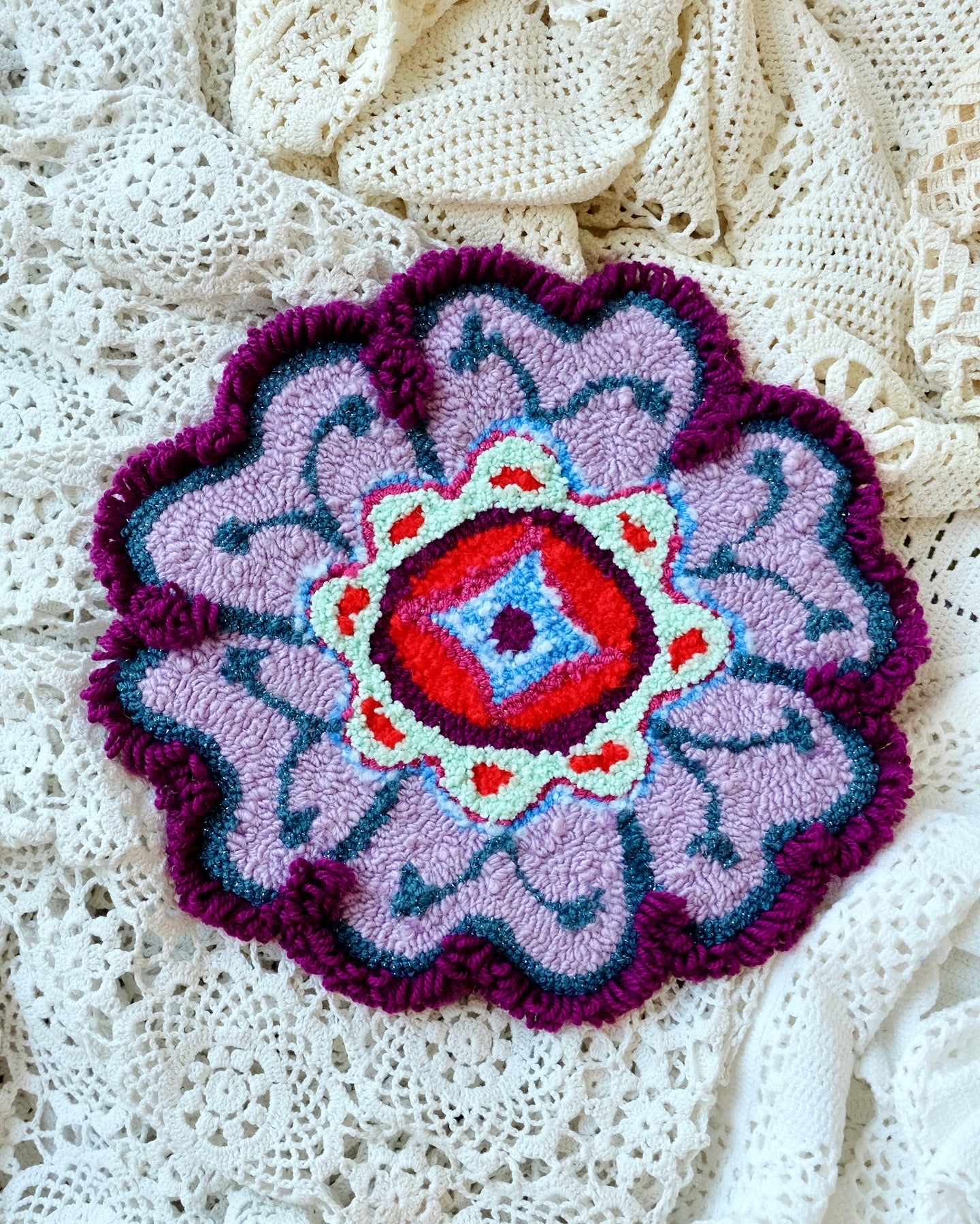 Petite fleur 3D psychédélique (tapisserie murale)