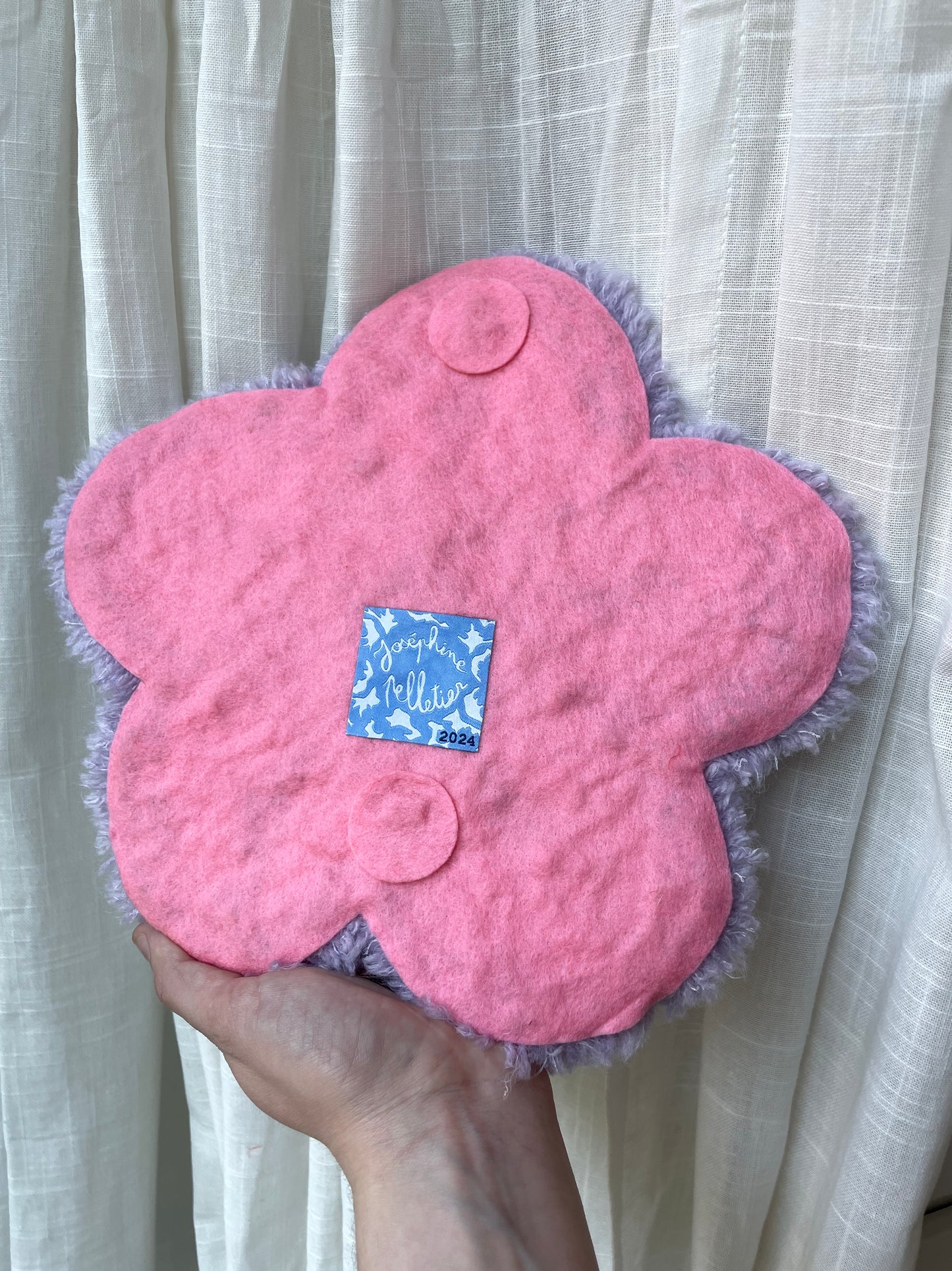 Petite fleur 3D psychédélique (tapisserie murale)