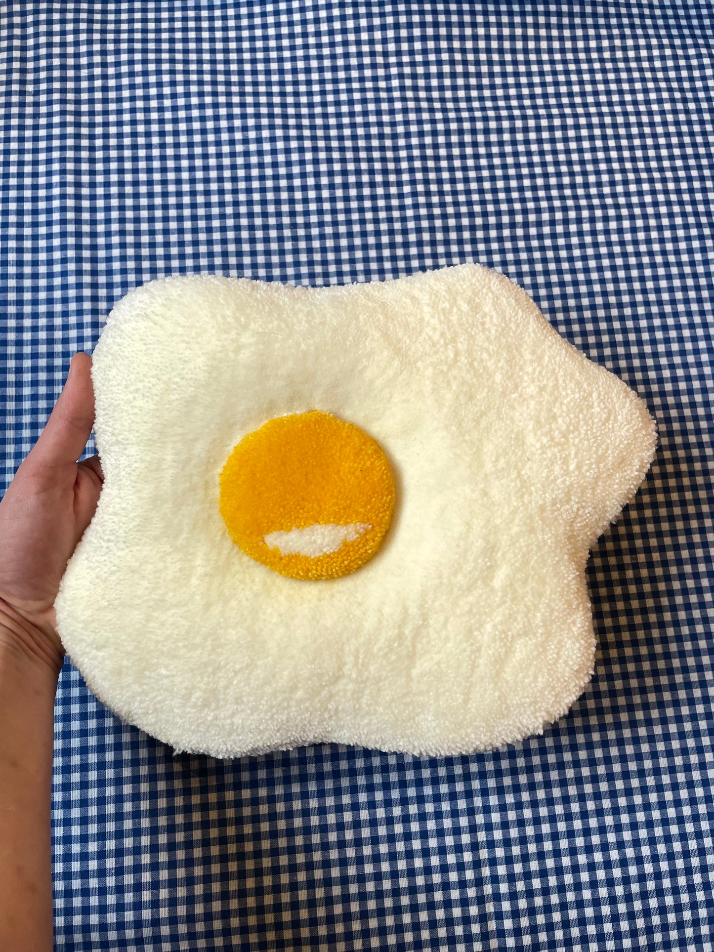 Œuf au plat tufté • très grand (à suspendre ou poser)