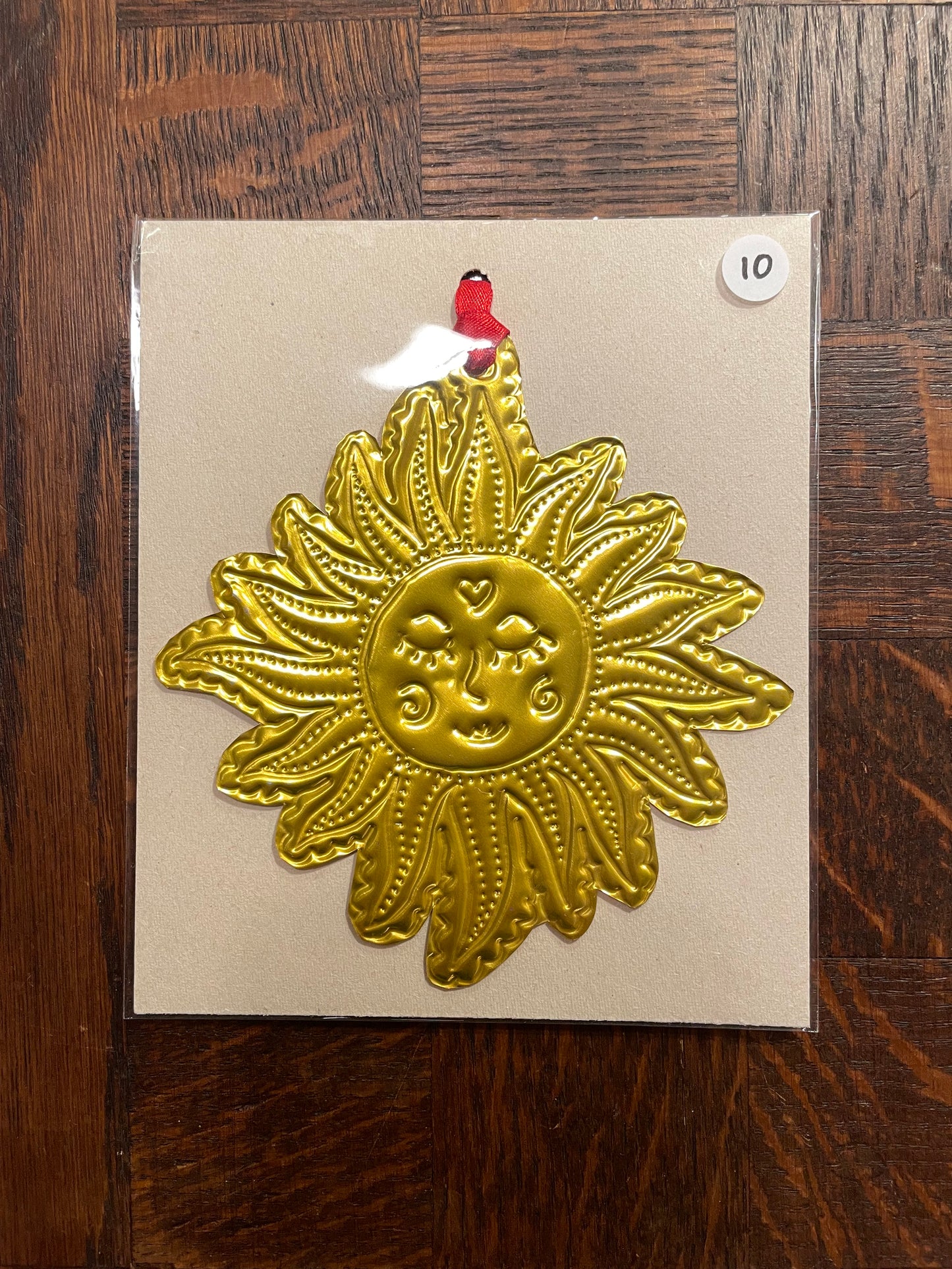 Ornement à suspendre nº24/24 (décembre 2025)