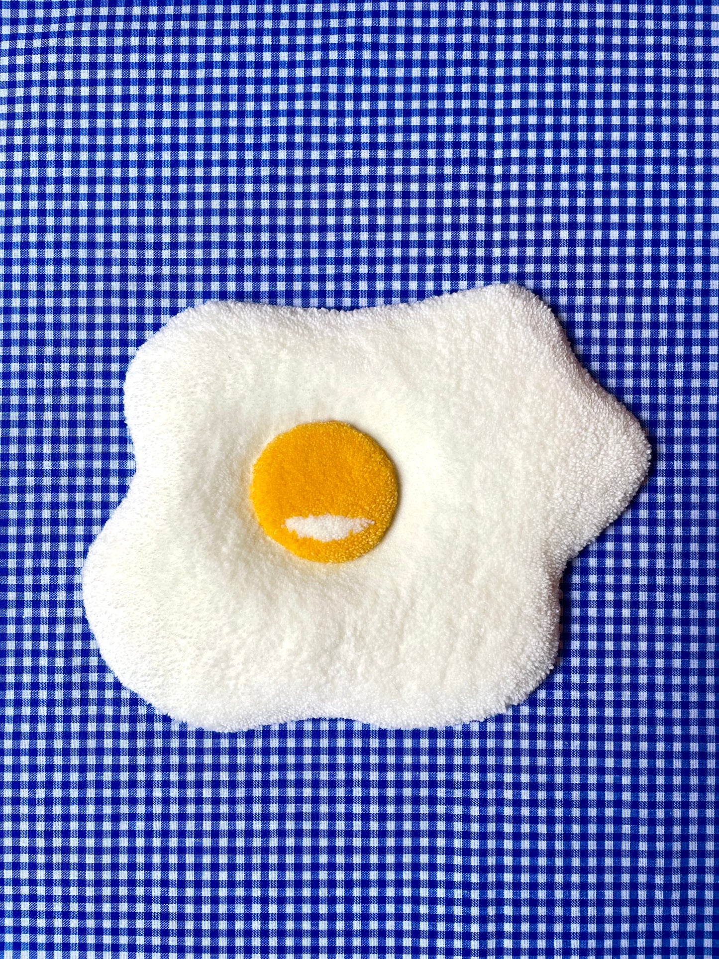 Œuf au plat tufté • très grand (à suspendre ou poser)