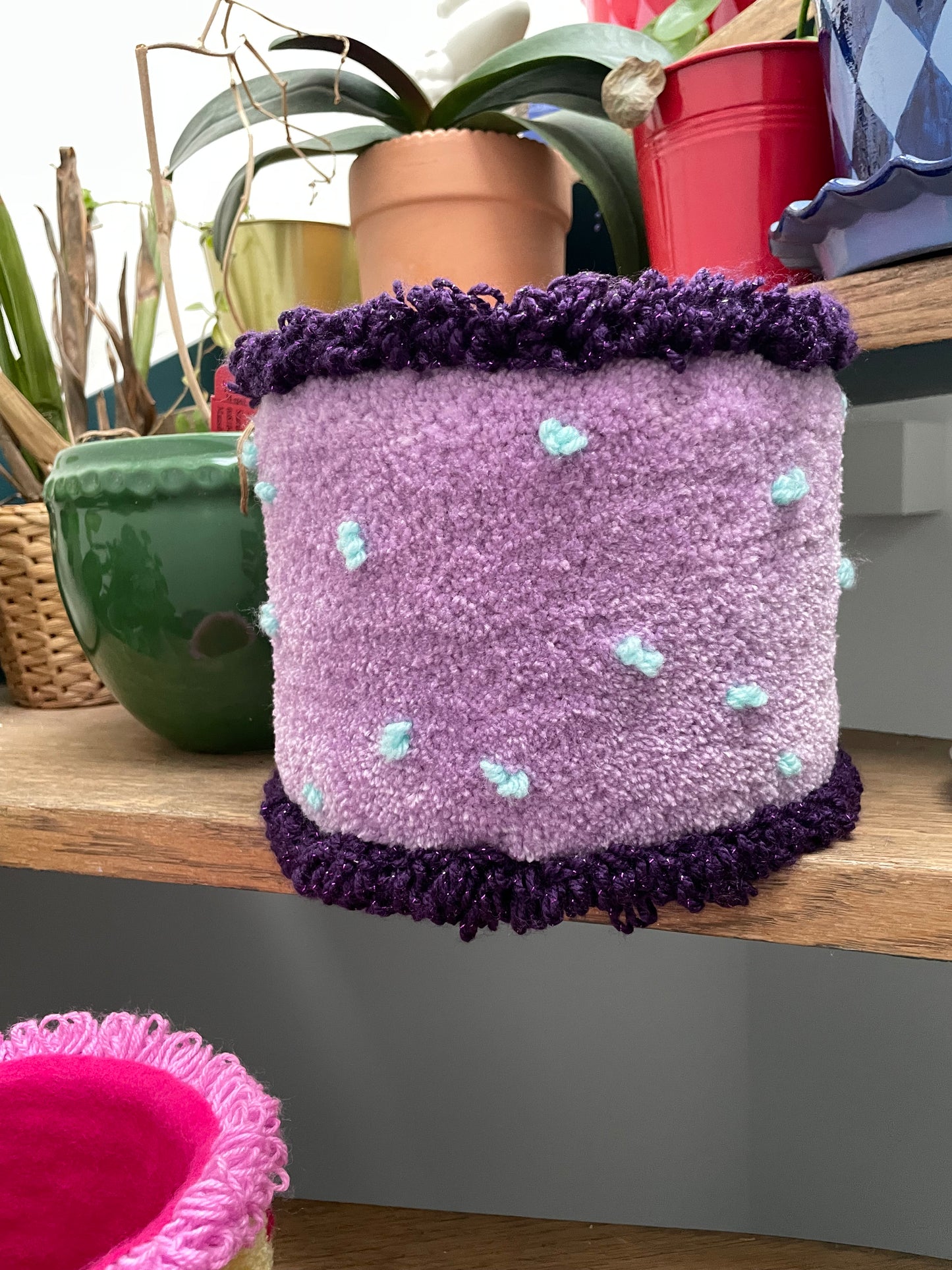 Cache-pot en tufting CAKE LAVANDE • MOYEN ☀️