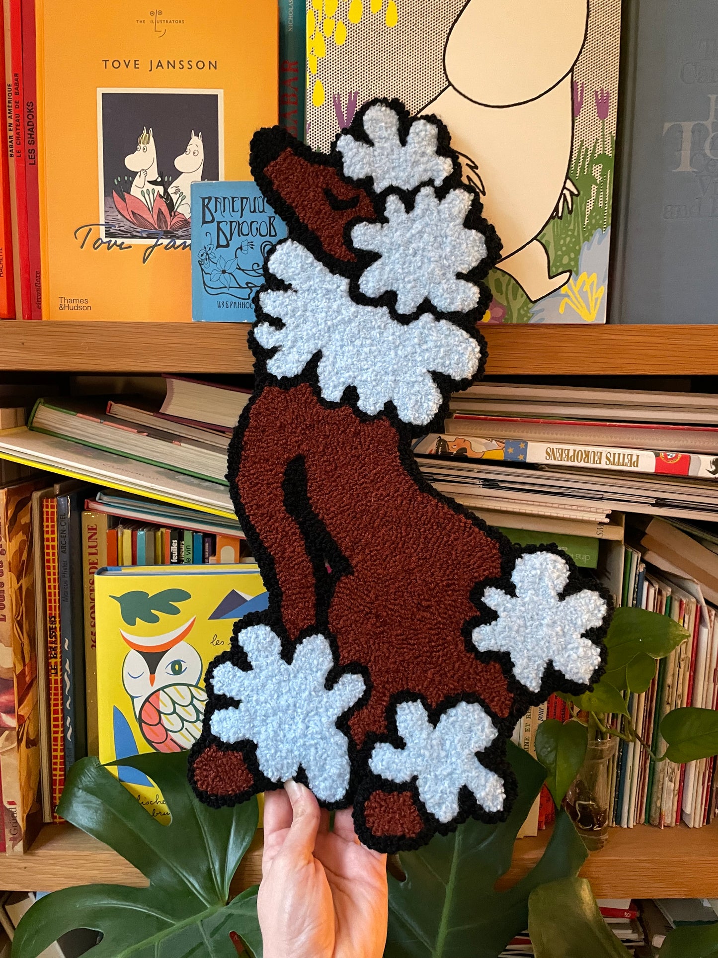 « Gigi » et « Bella » duo de tapisseries caniche décoration murale tufting