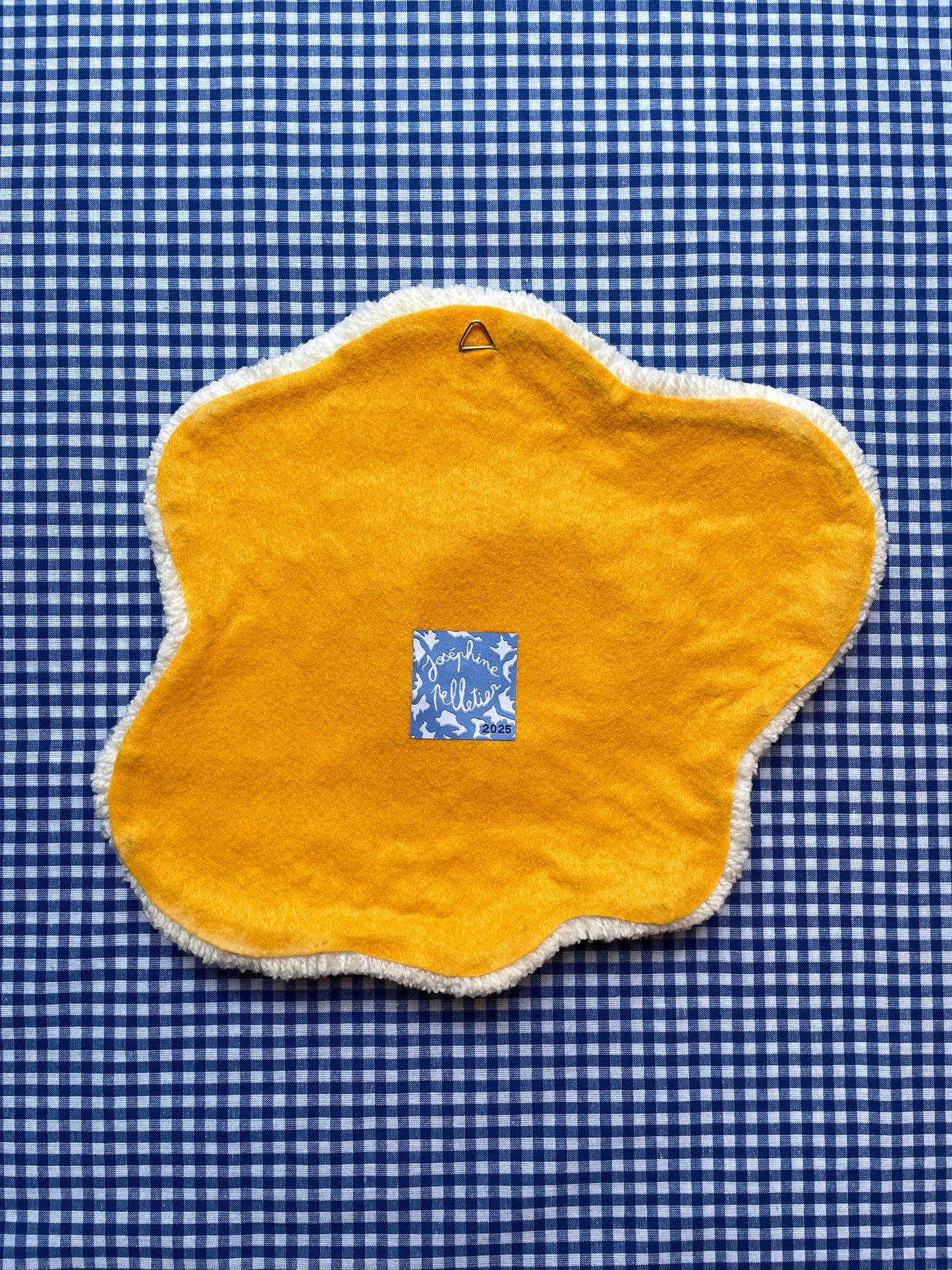 Œuf au plat tufté • très grand (à suspendre ou poser)