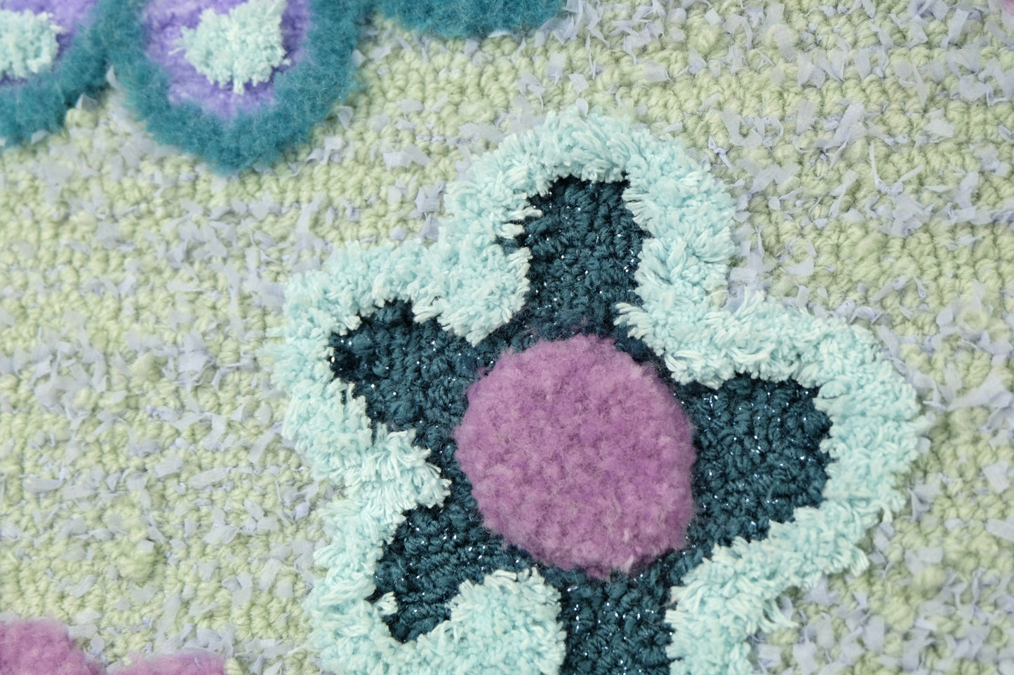 Tapisserie murale fleurs groovy