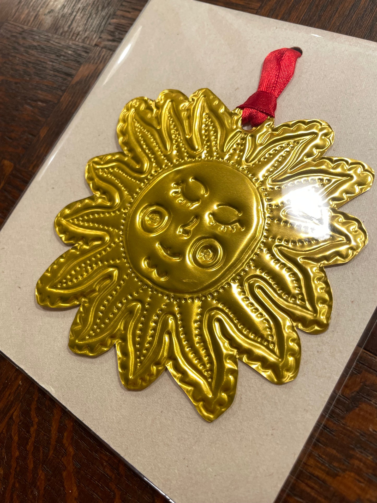 Ornement à suspendre nº20/24 (décembre 2025)