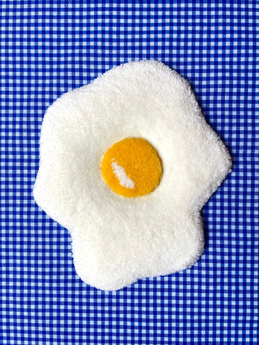 Œuf au plat tufté • grand (à suspendre ou poser)