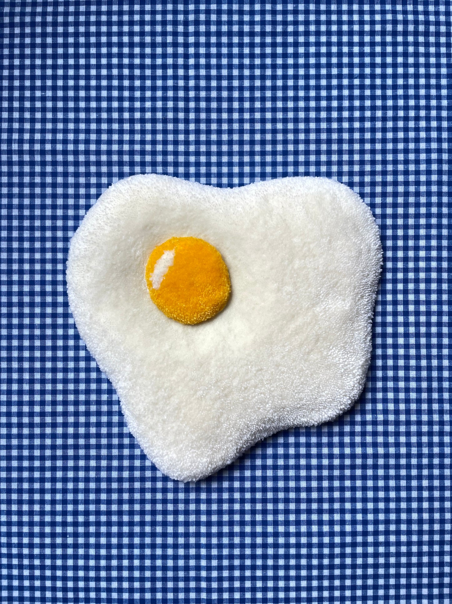 Œuf au plat tufté • très grand (à suspendre ou poser)