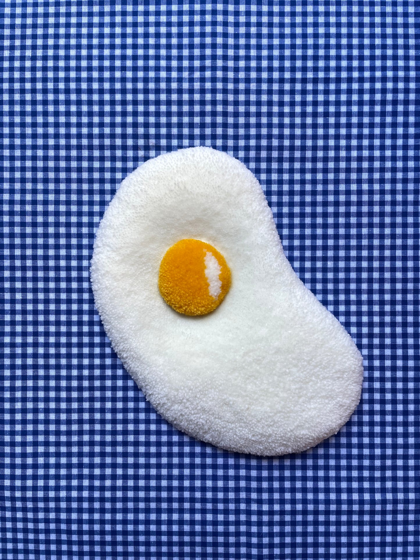 Œuf au plat tufté • moyen (à suspendre ou poser)