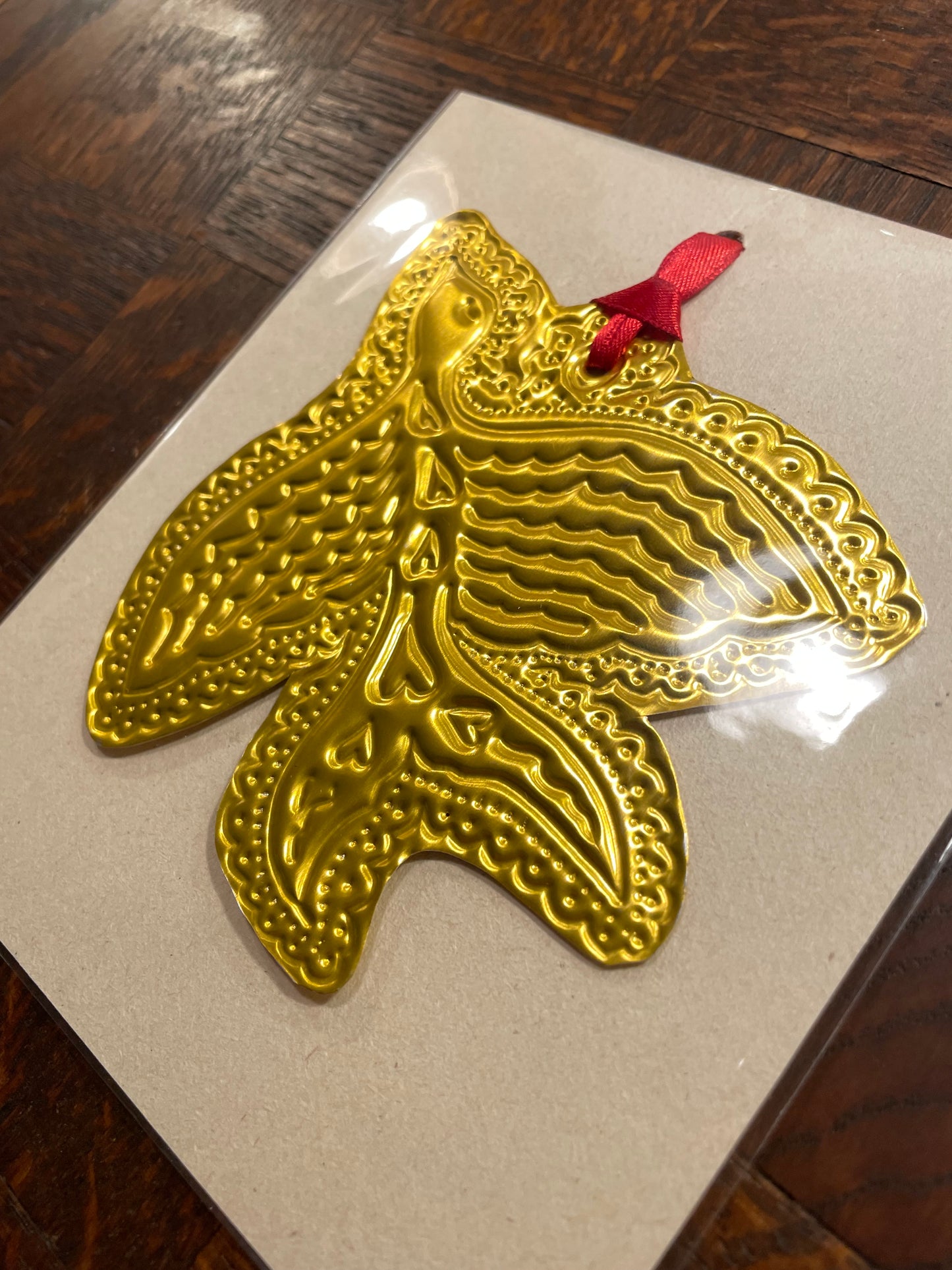 Ornement à suspendre nº15/24 (décembre 2025)