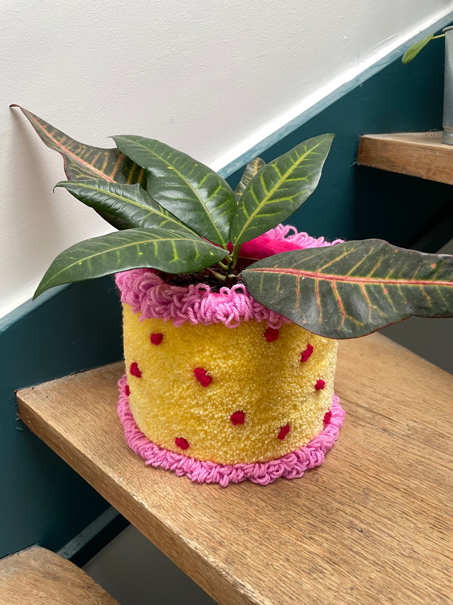 Cache-pot en tufting CAKE • PETIT ☀️