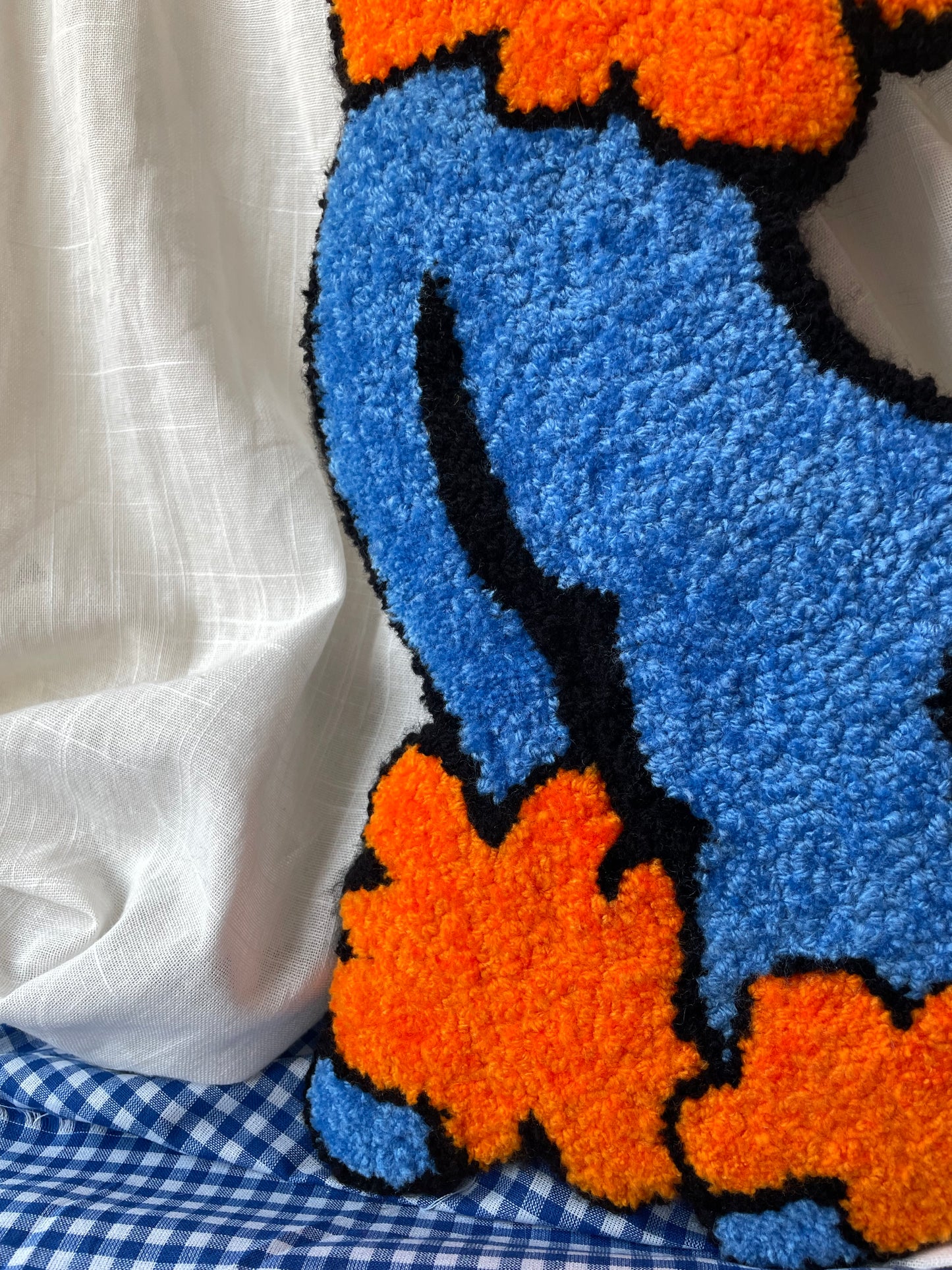 « Ludwig » Tapisserie caniche décoration murale tufting