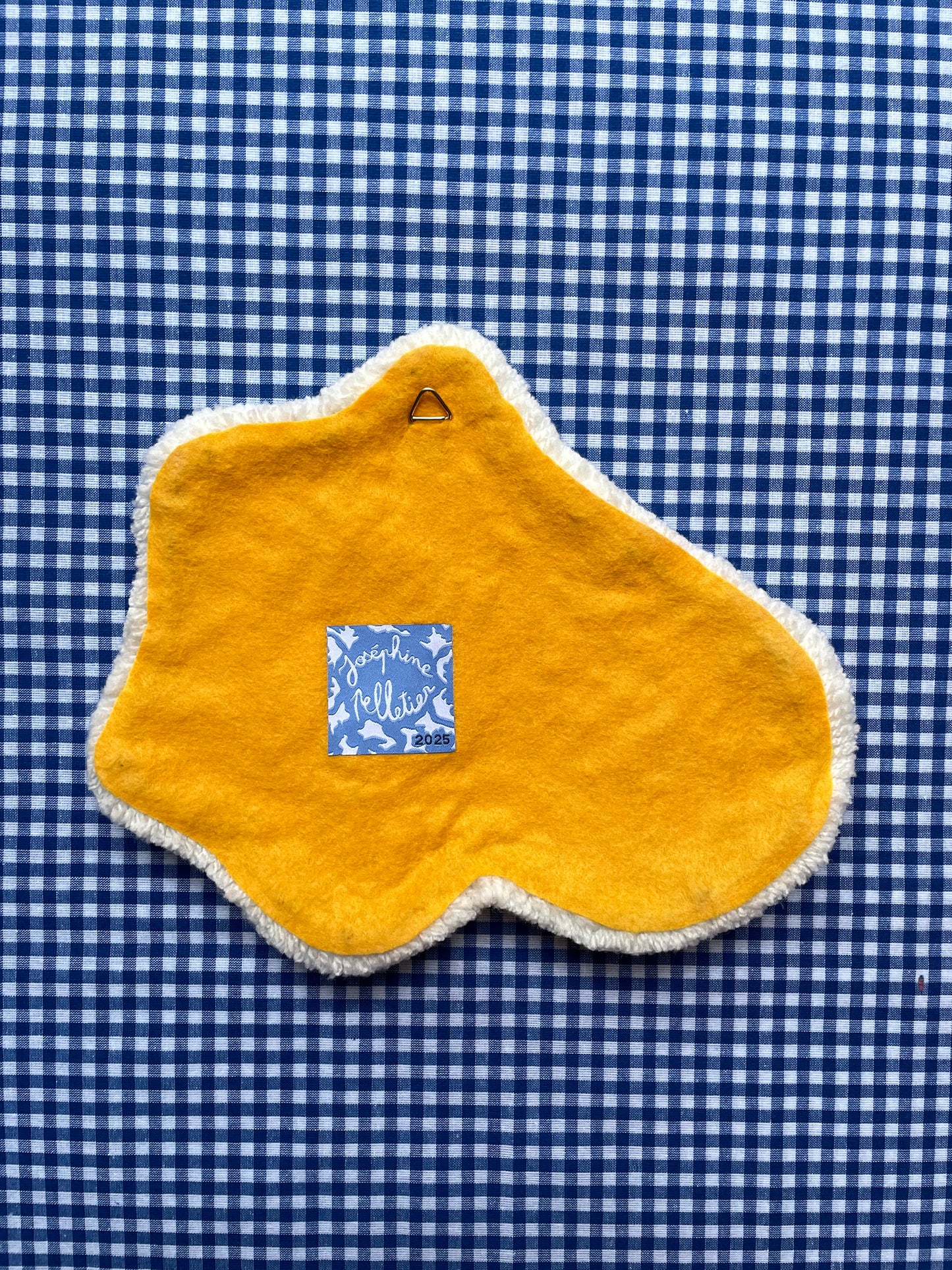 Œuf au plat tufté • moyen (à suspendre ou poser)