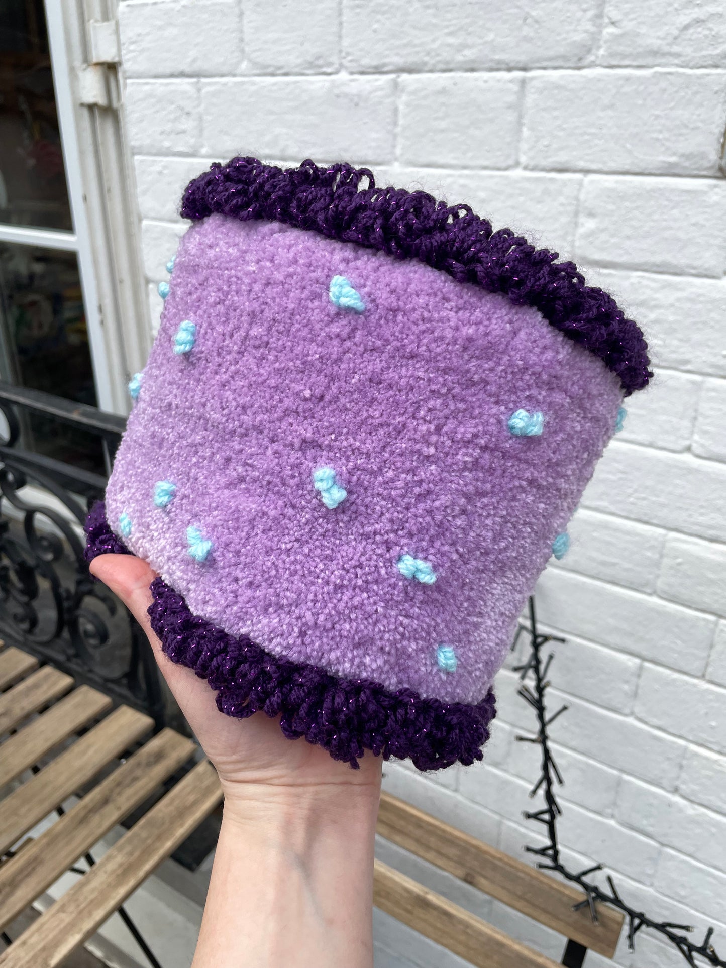 Cache-pot en tufting CAKE LAVANDE • MOYEN ☀️
