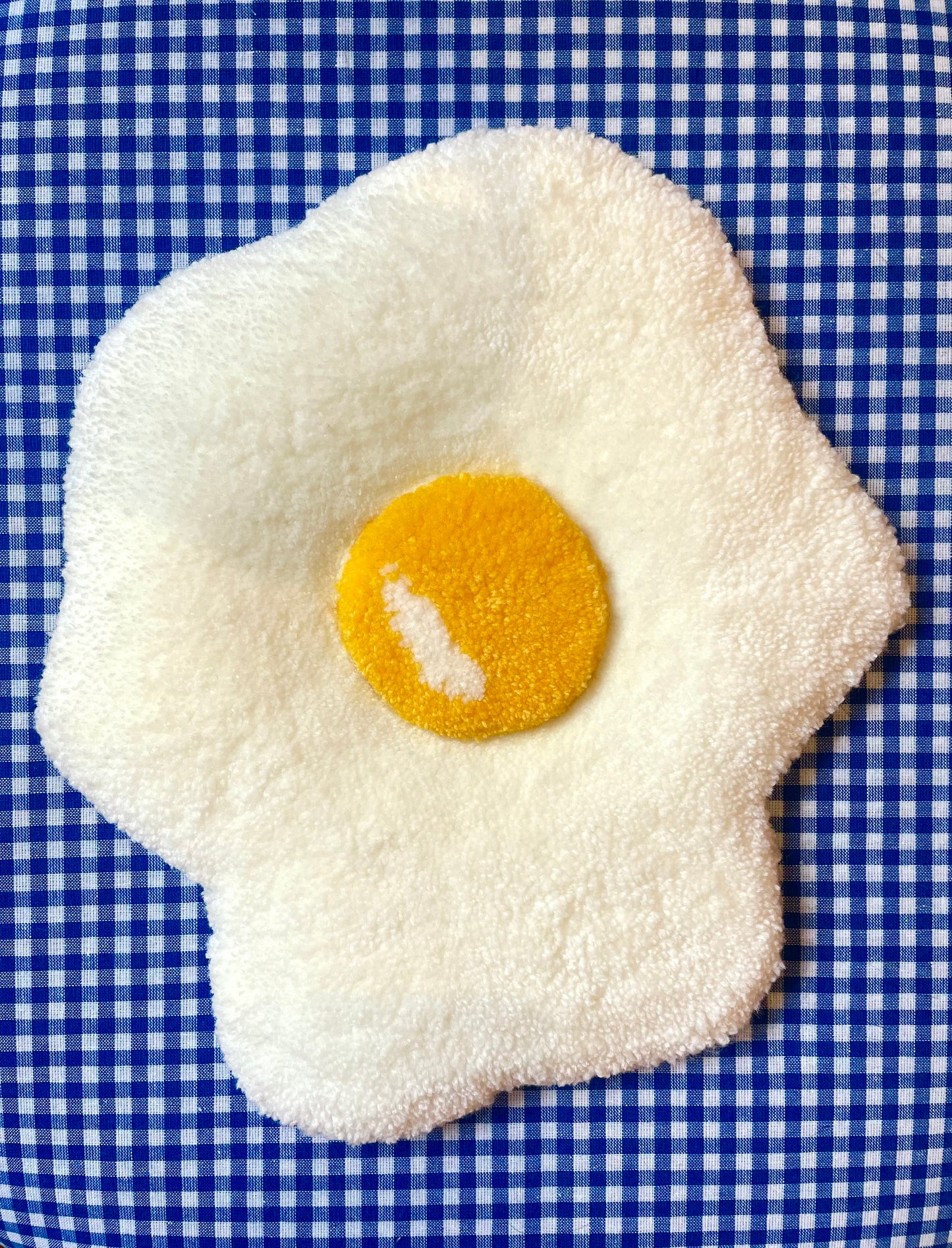 Œuf au plat tufté • grand (à suspendre ou poser)