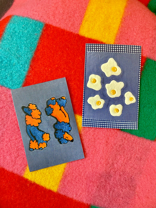 LOT 2 planches de stickers (1 caniches + 1 œufs)