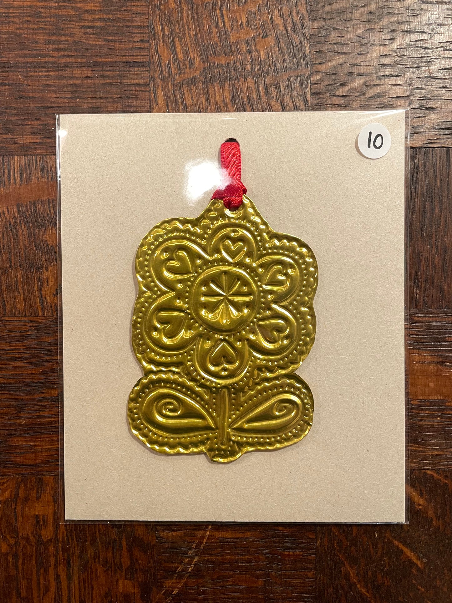 Ornement à suspendre nº3/24 (décembre 2025)