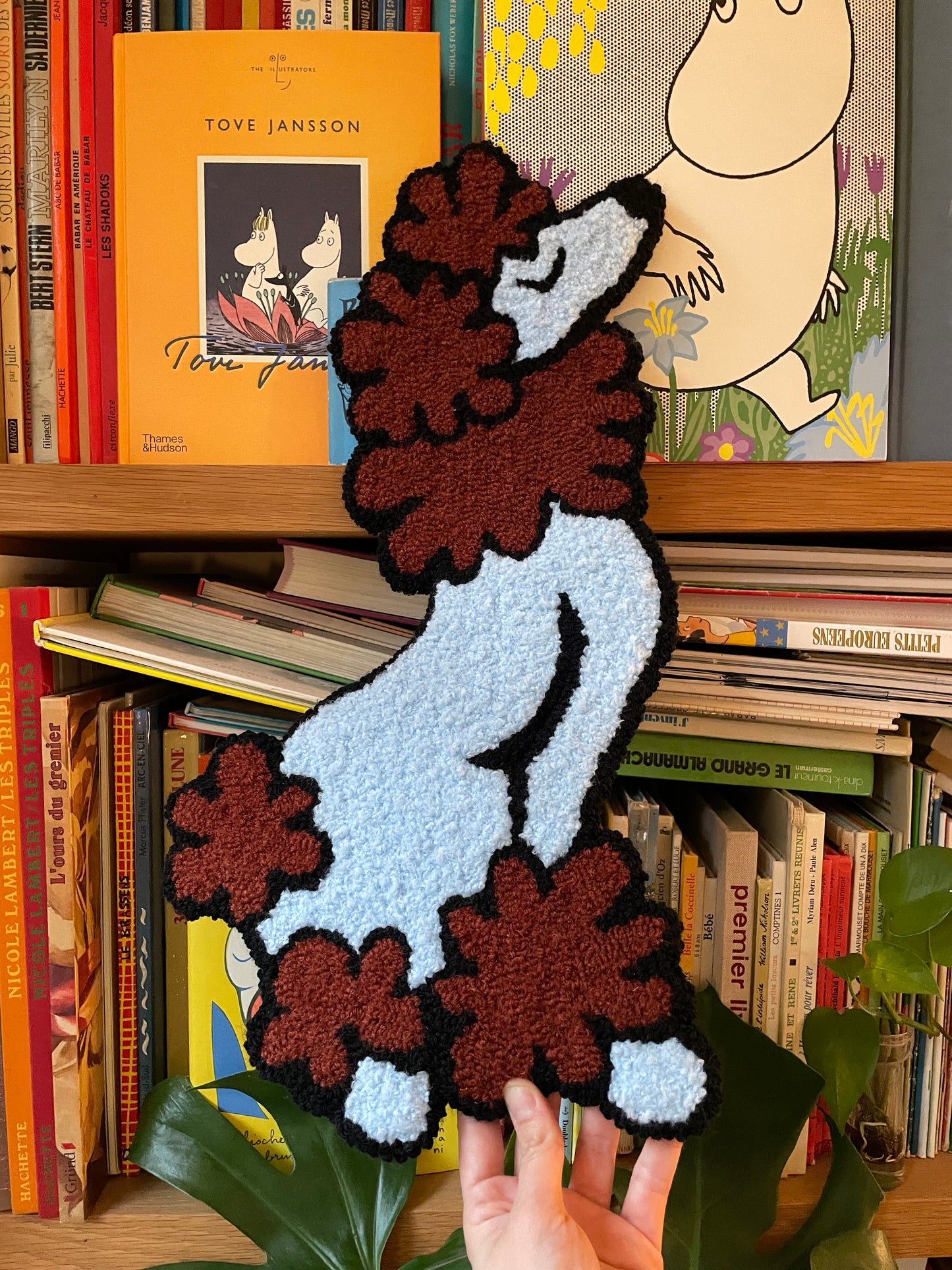 « Gigi » et « Bella » duo de tapisseries caniche décoration murale tufting