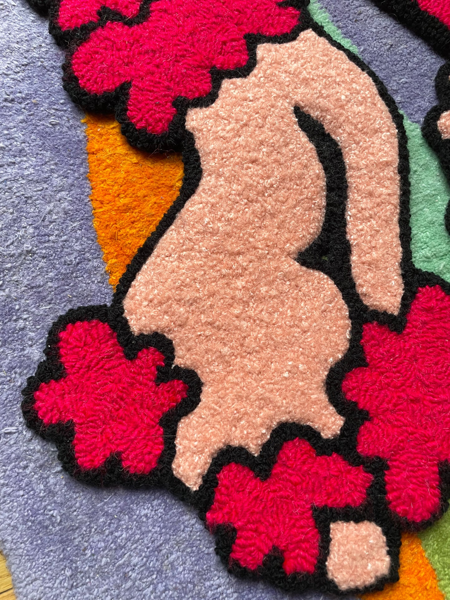 « Rosie » et « Candy » duo de tapisseries caniche décoration murale tufting