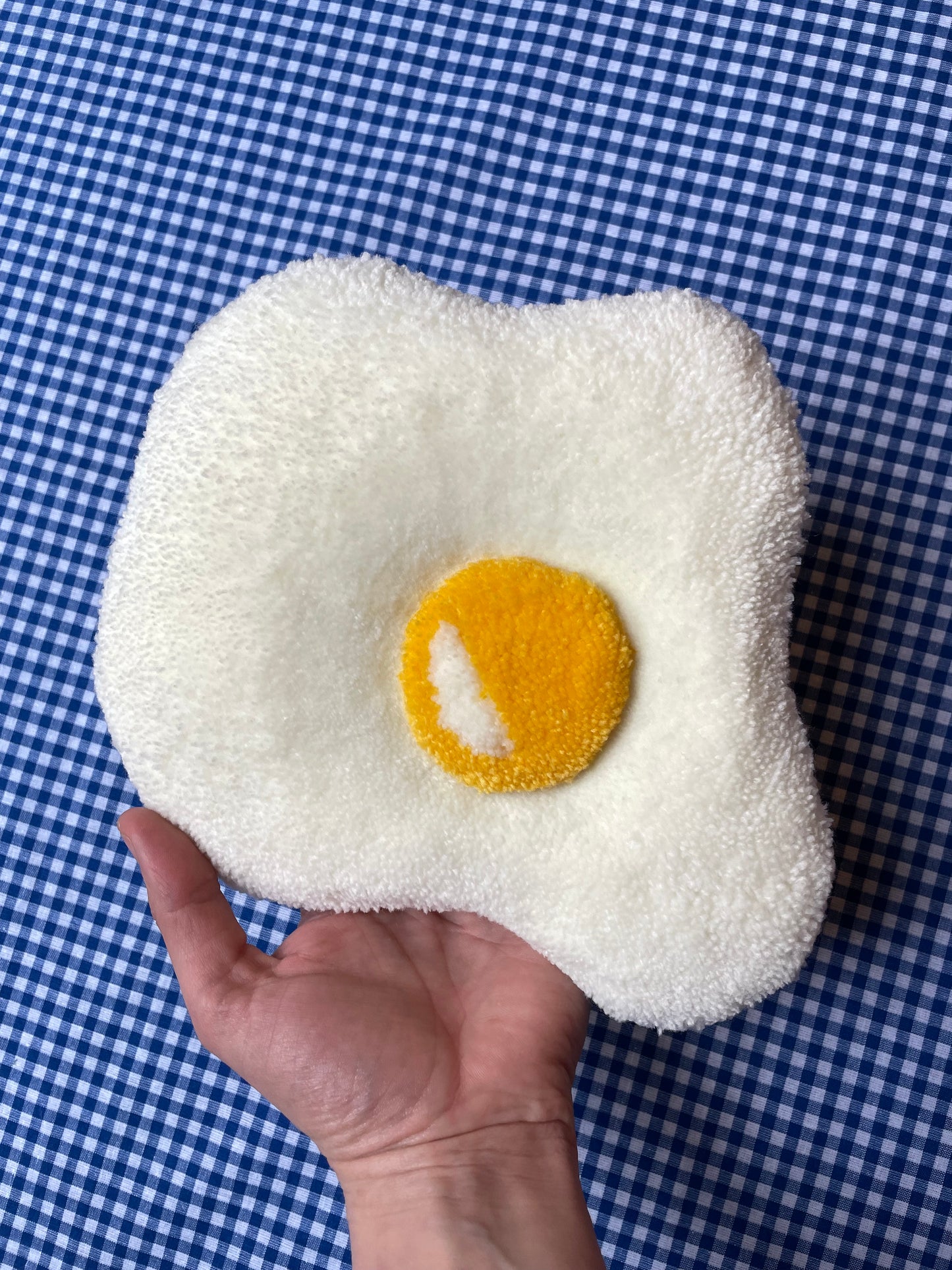 Œuf au plat tufté • moyen (à suspendre ou poser)