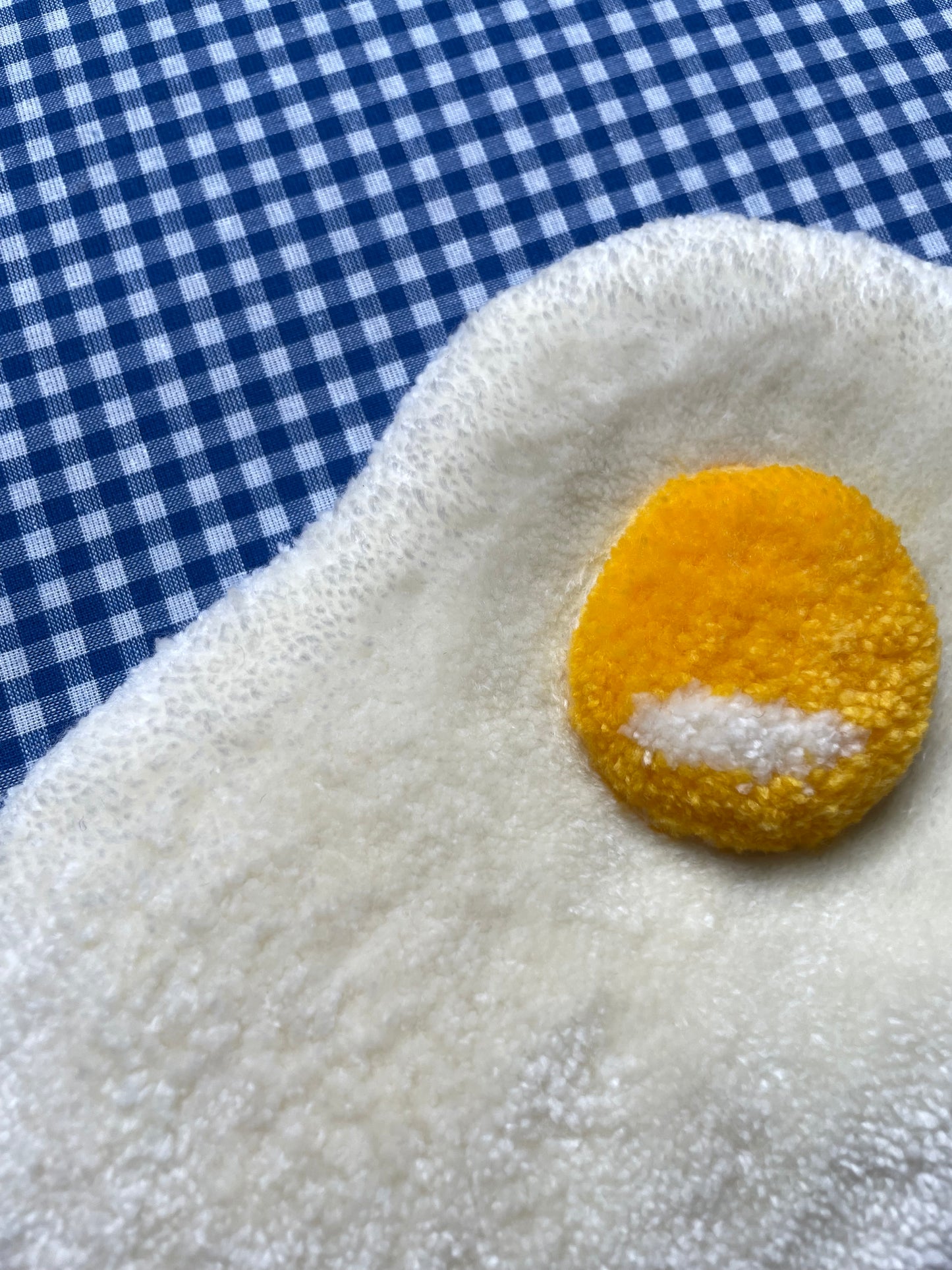 Œuf au plat tufté • moyen (à suspendre ou poser)