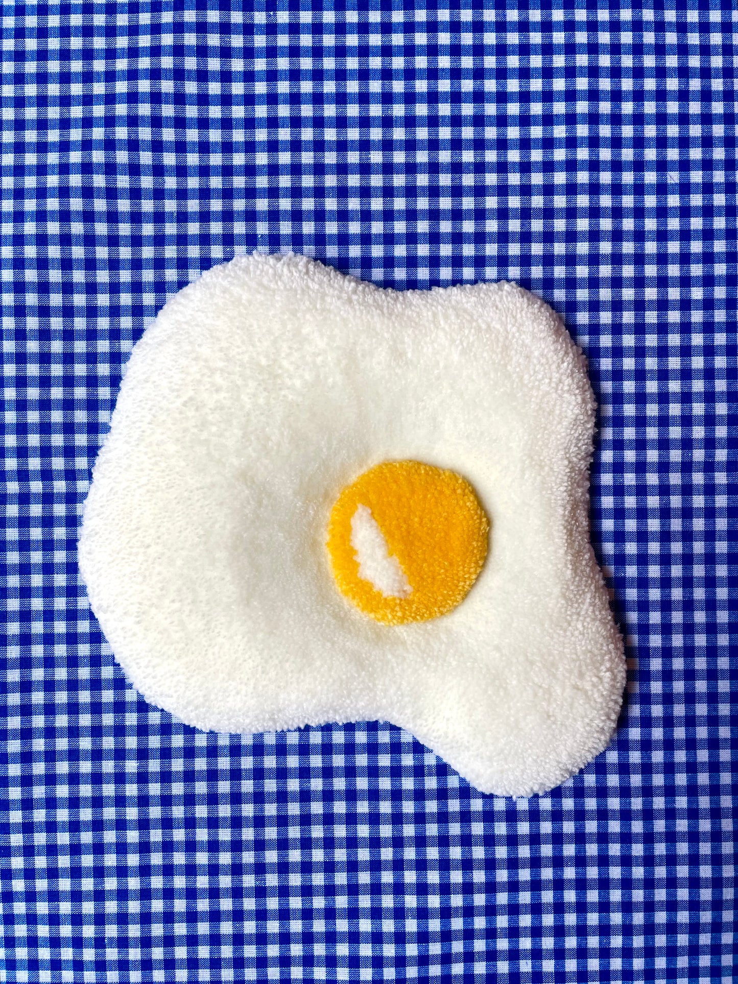 Œuf au plat tufté • moyen (à suspendre ou poser)