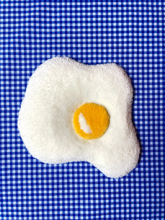 Œuf au plat tufté • moyen (à suspendre ou poser)