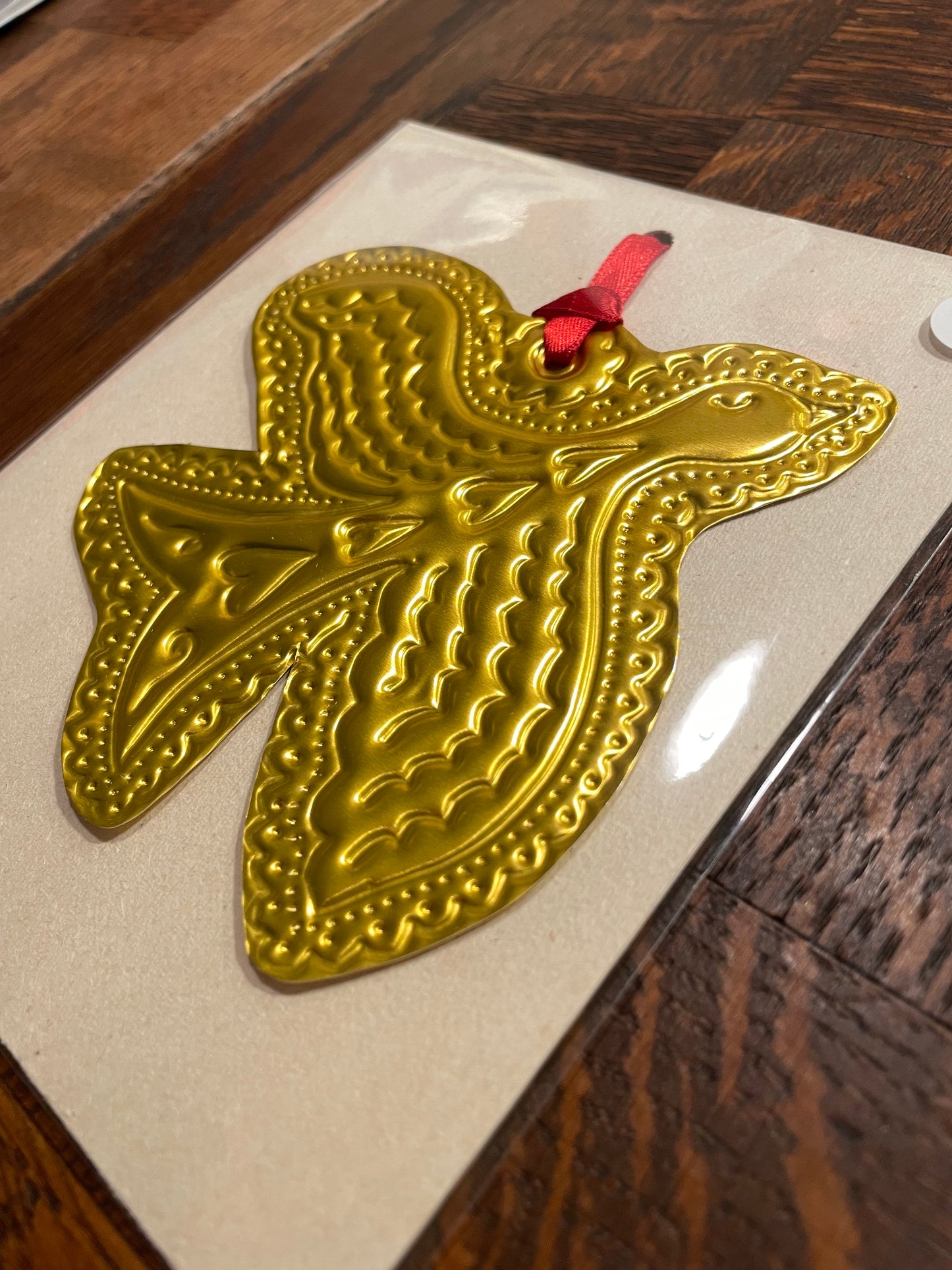 Ornement à suspendre nº19/24 (décembre 2025)