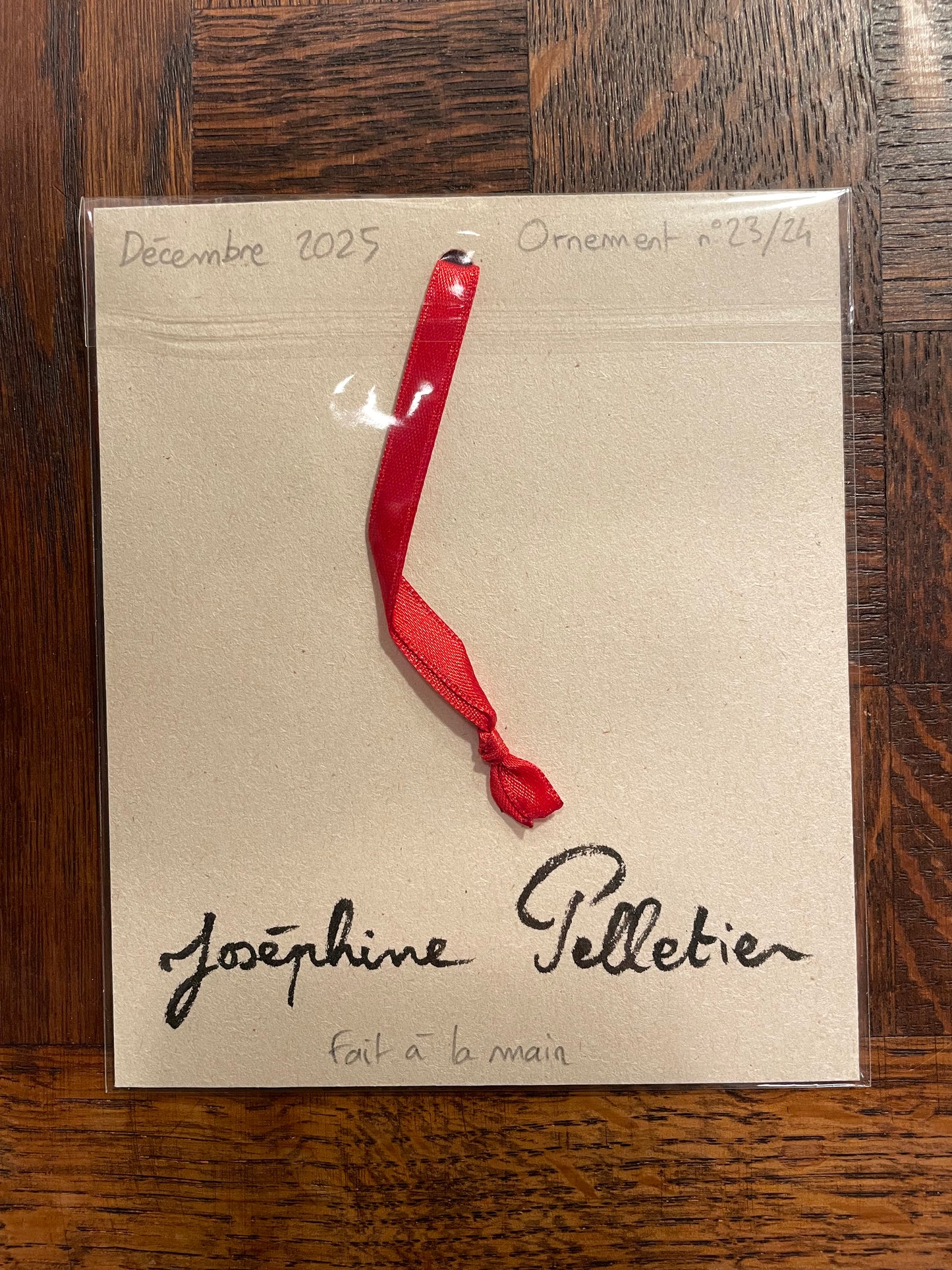 Ornement à suspendre nº23/24 (décembre 2025)