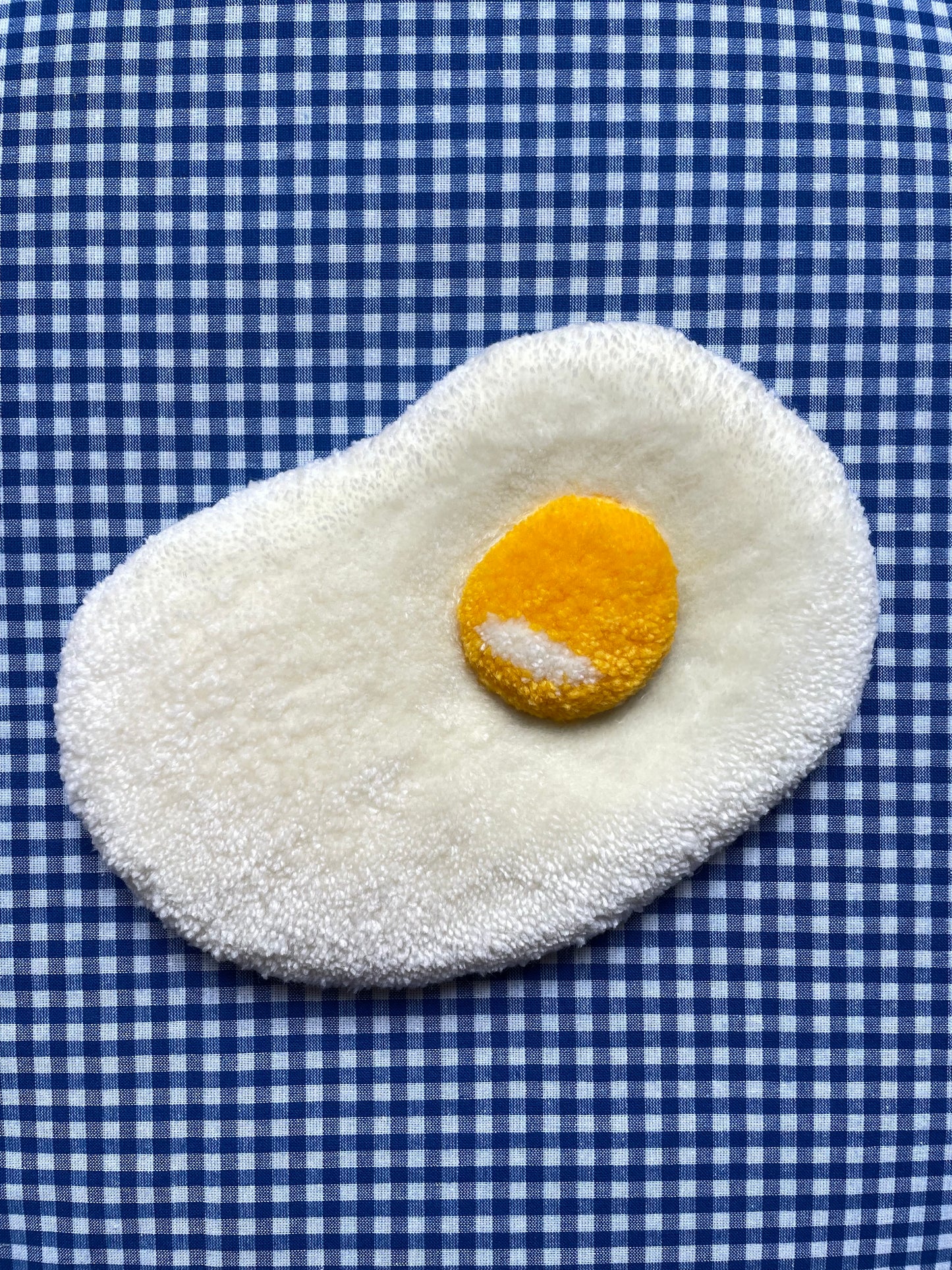 Œuf au plat tufté • moyen (à suspendre ou poser)