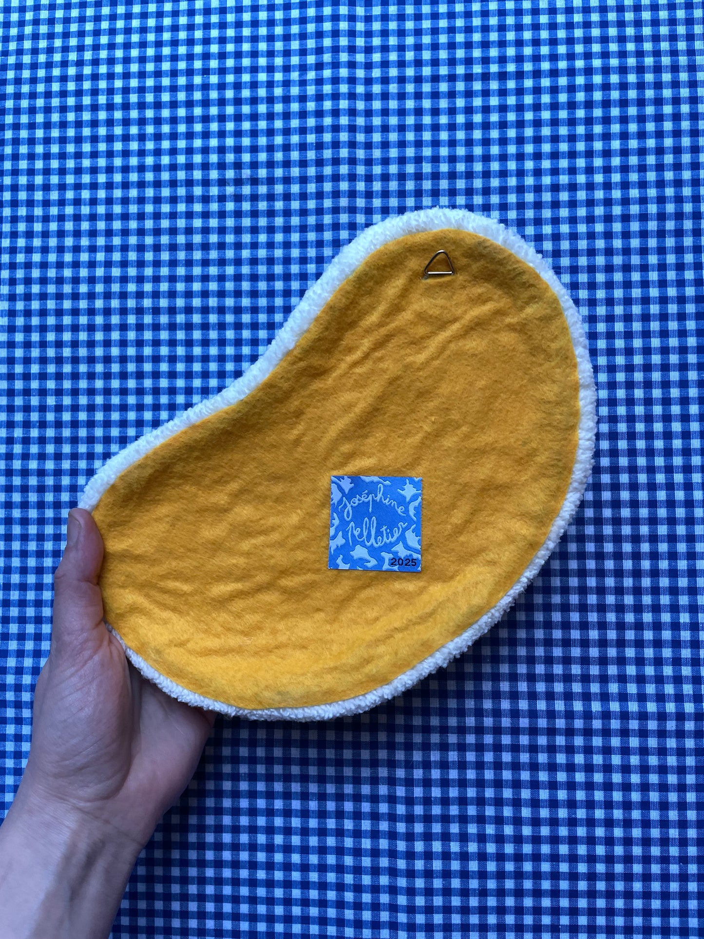 Œuf au plat tufté • moyen (à suspendre ou poser)