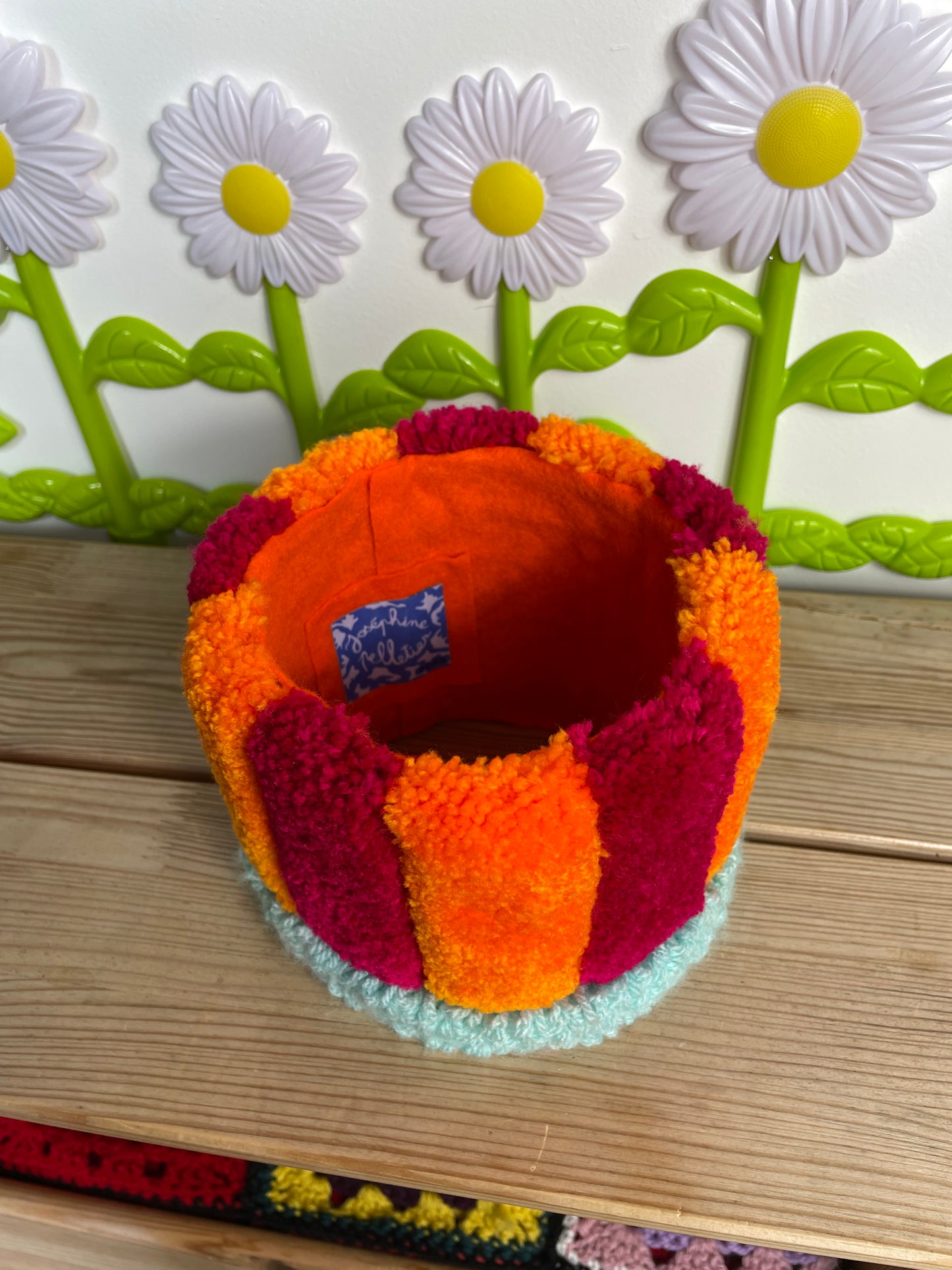 Cache-pot en tufting • MOYEN